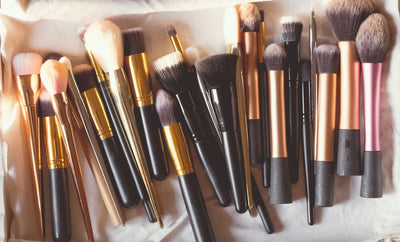 The Complete Guide to Makeup Brush Types, Names & Uses